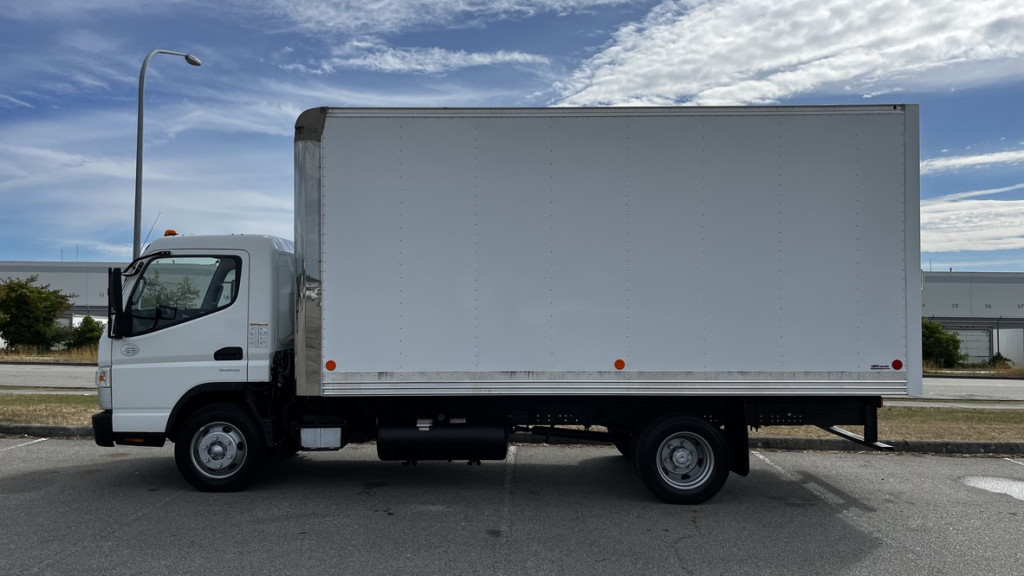 2018-Mitsubishi-Fuso