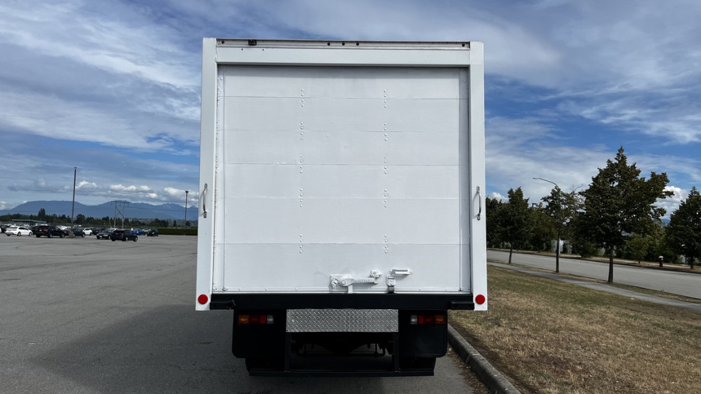 2018-Mitsubishi-Fuso