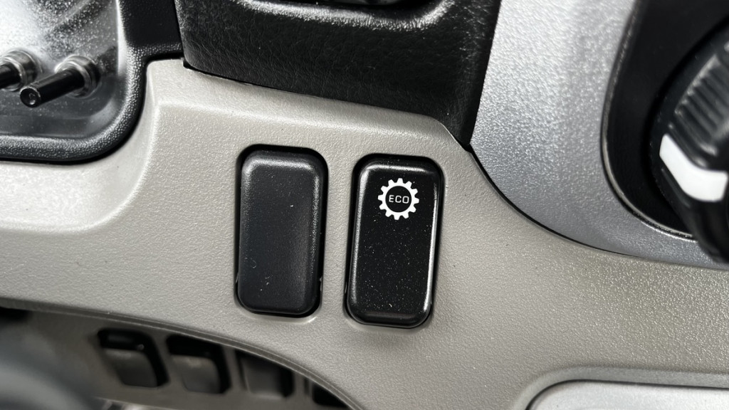 2018-Mitsubishi-Fuso