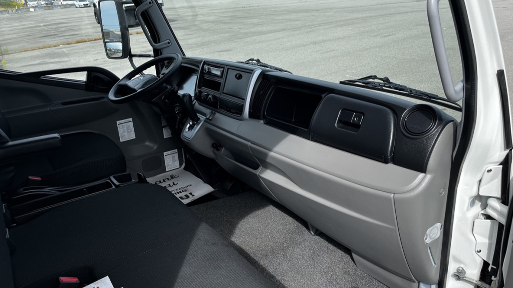 2018-Mitsubishi-Fuso