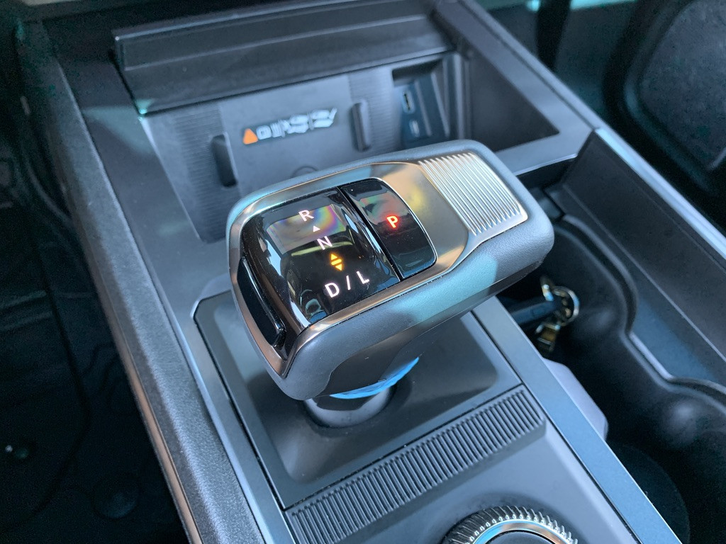 2024-GMC-Hummer EV