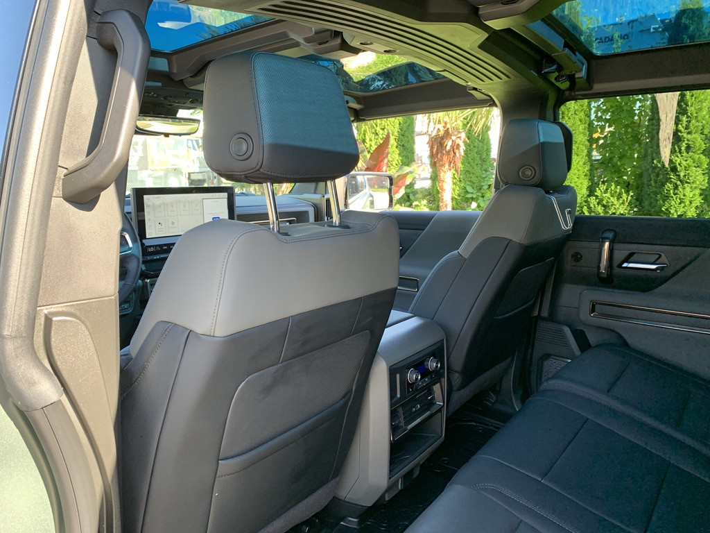 2024-GMC-Hummer EV