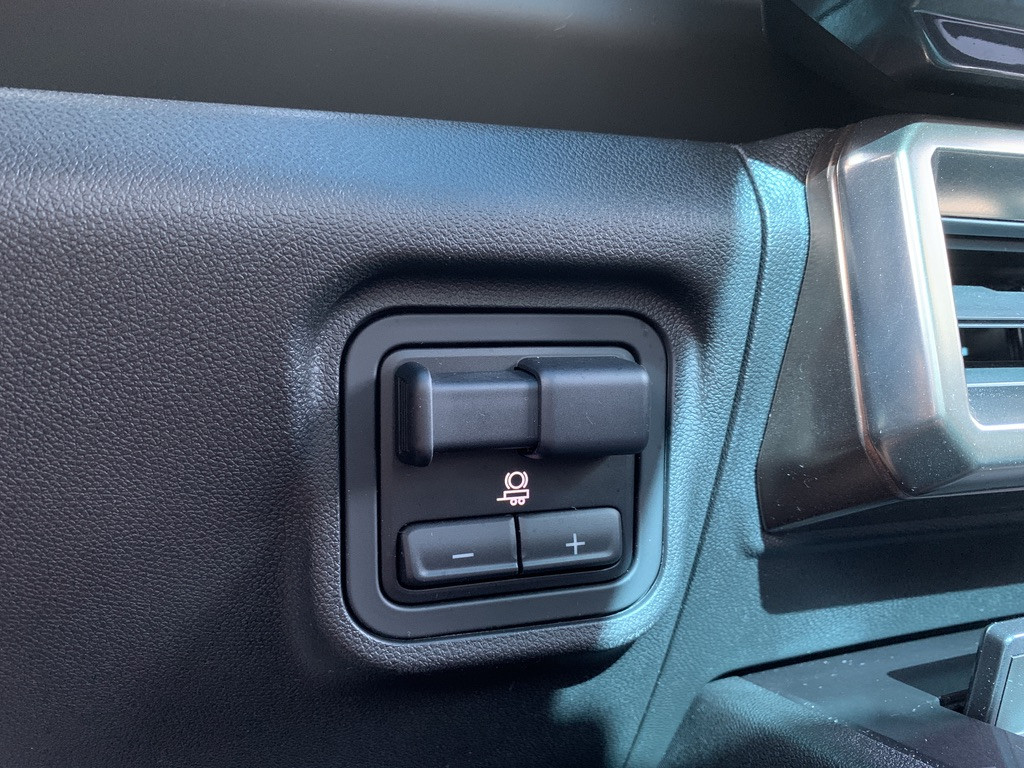2024-GMC-Hummer EV