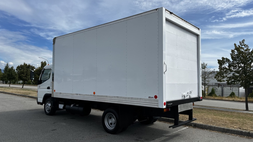 2018-Mitsubishi-Fuso