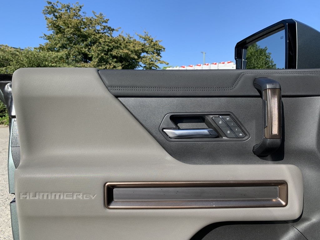 2024-GMC-Hummer EV