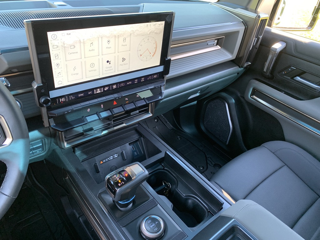 2024-GMC-Hummer EV