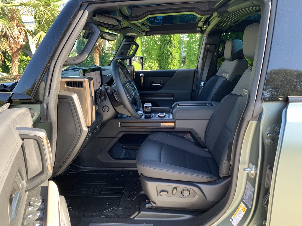 2024-GMC-Hummer EV