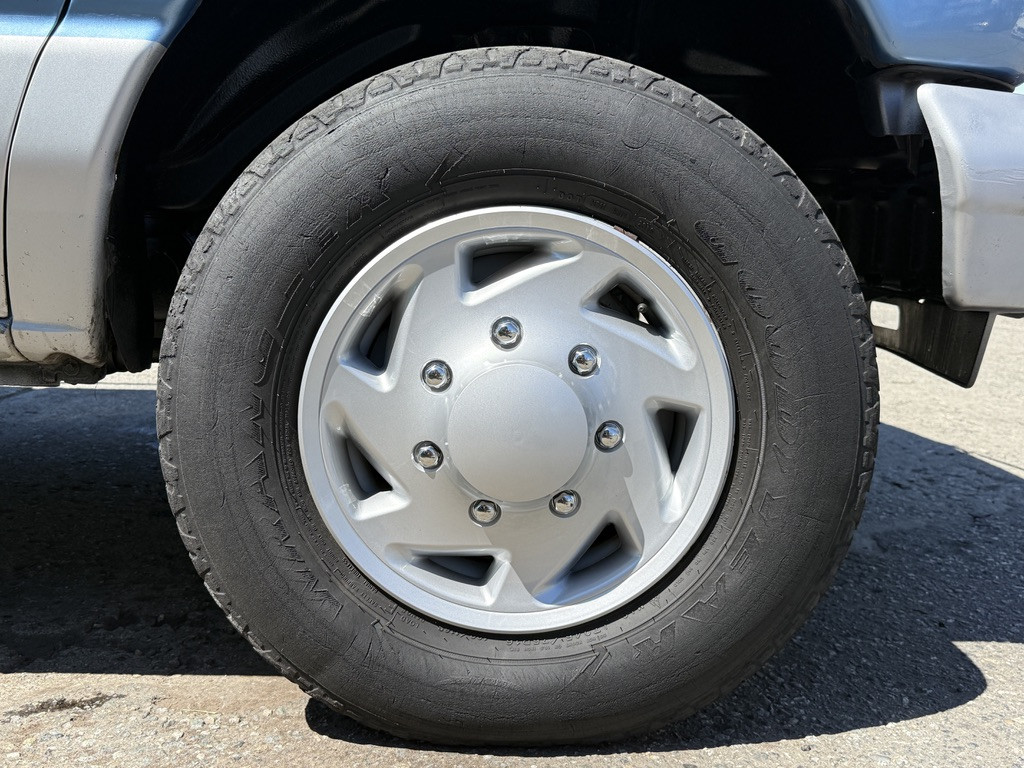 2006-Ford-Econoline
