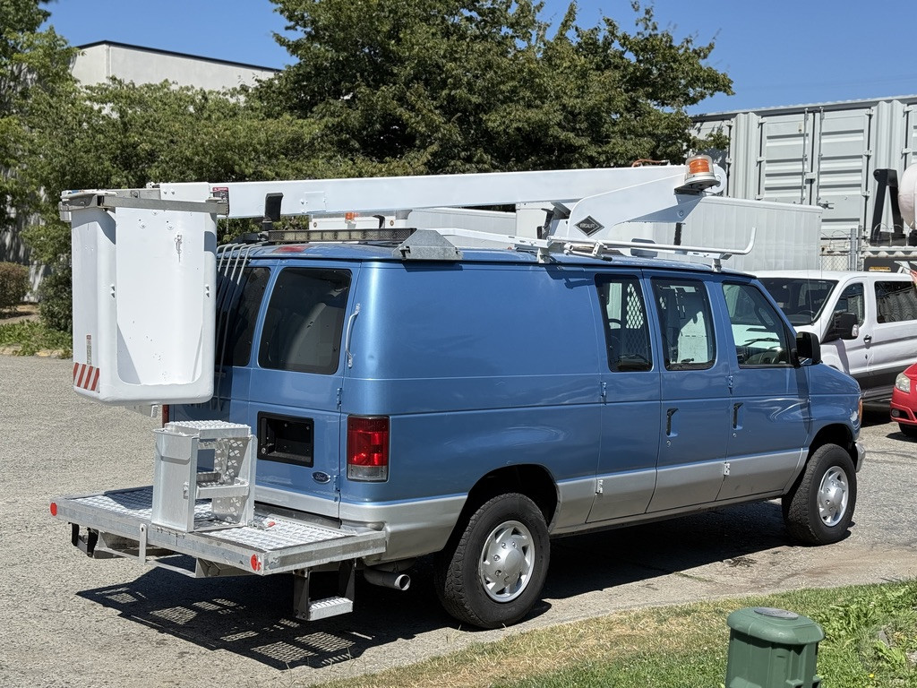 2006-Ford-Econoline