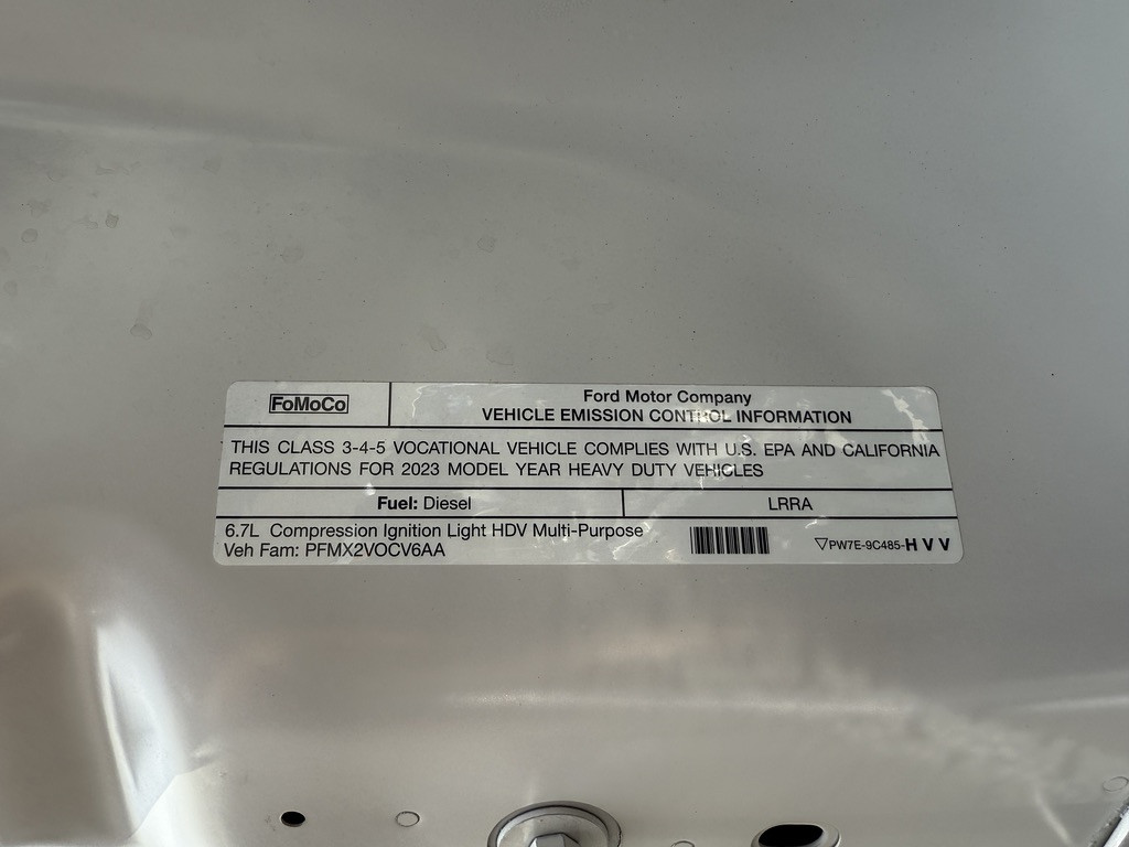 2023-Ford-F-550 Super Duty