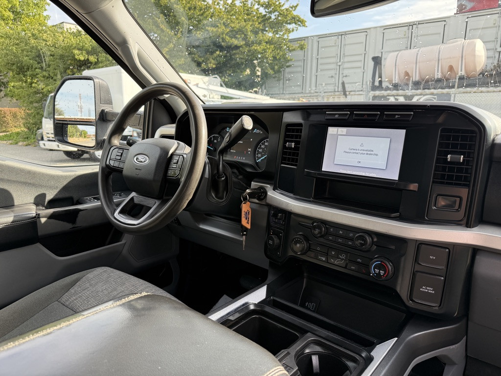 2023-Ford-F-550 Super Duty