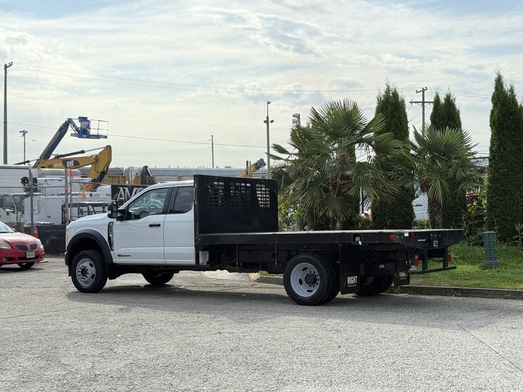2023-Ford-F-550 Super Duty