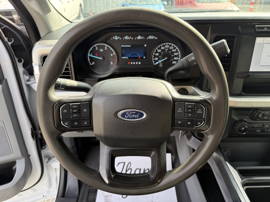 2023-Ford-F-550 Super Duty