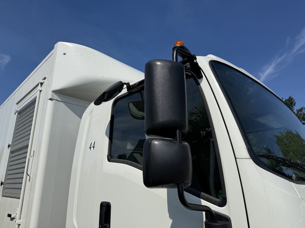 2024-Isuzu-FVR