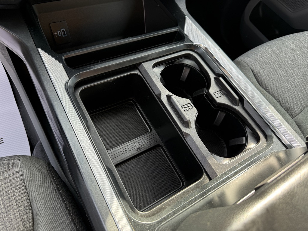 2023-Ford-F-550 Super Duty