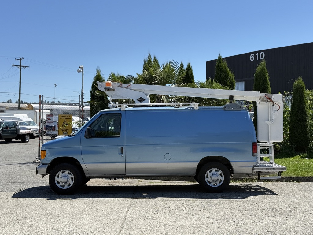 2006-Ford-Econoline