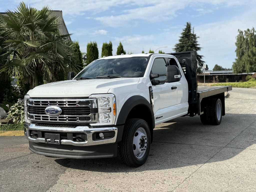 2023-Ford-F-550 Super Duty