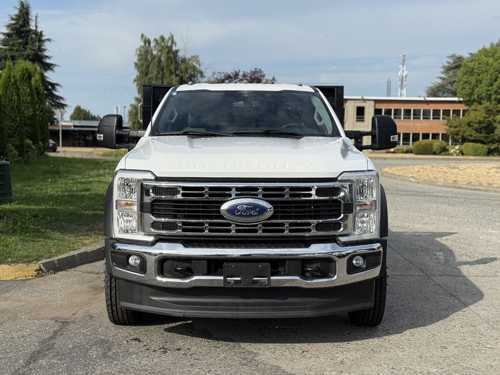 2023-Ford-F-550 Super Duty