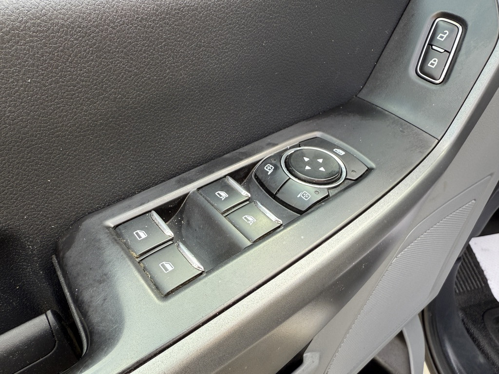 2023-Ford-F-550 Super Duty
