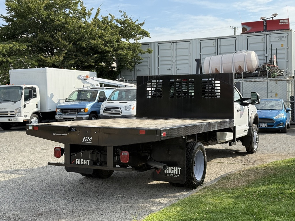 2023-Ford-F-550 Super Duty