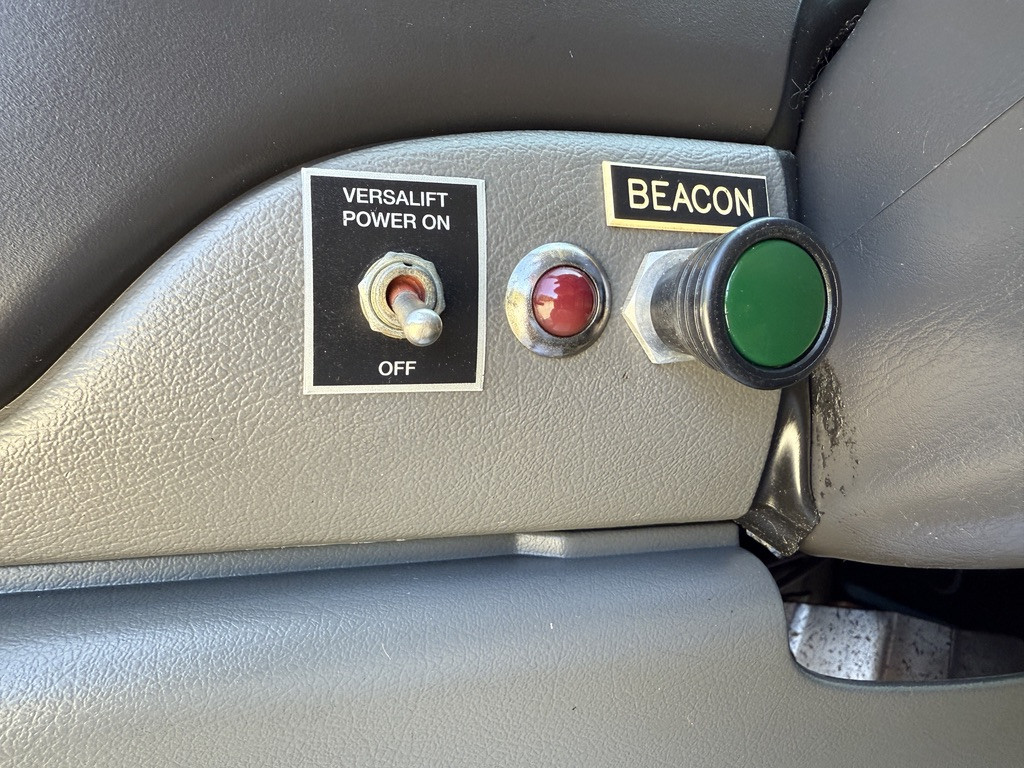 2006-Ford-Econoline