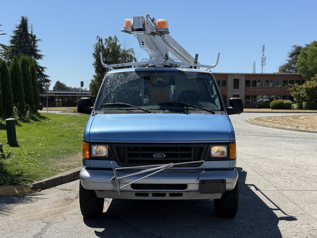 2006-Ford-Econoline