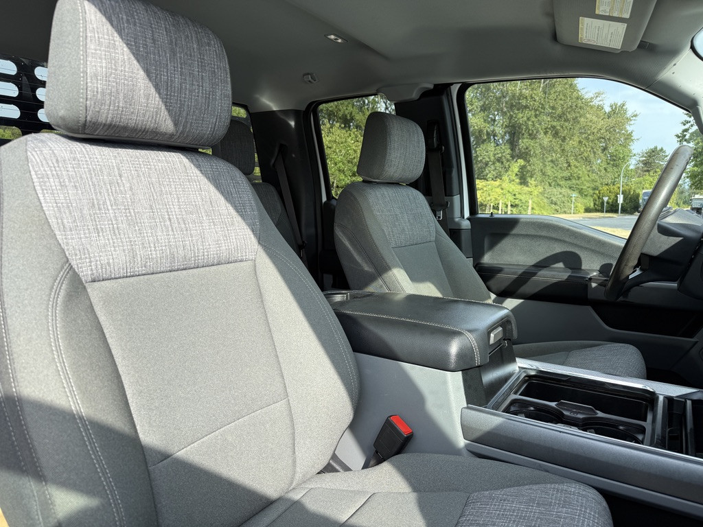 2023-Ford-F-550 Super Duty