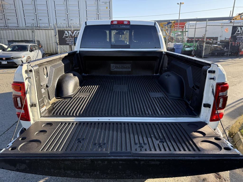 2023-Ram-3500