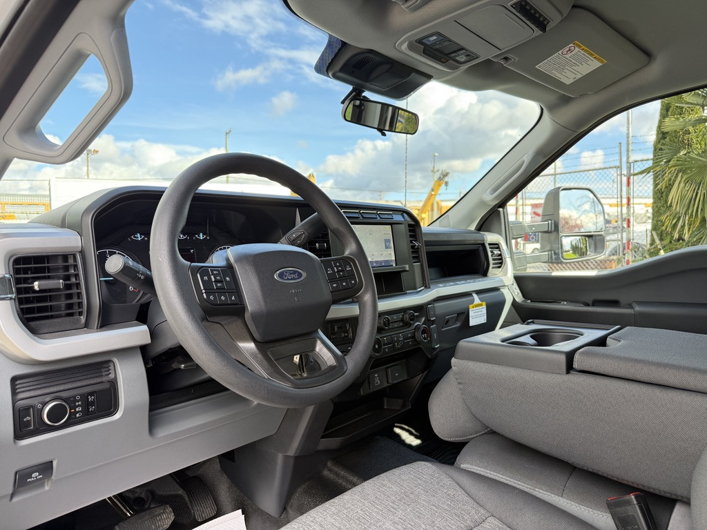 2024-Ford-F-550
