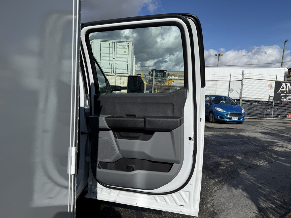 2024-Ford-F-550
