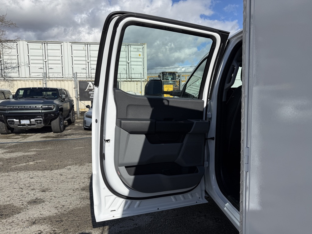 2024-Ford-F-550