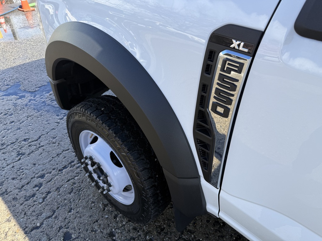 2024-Ford-F-550