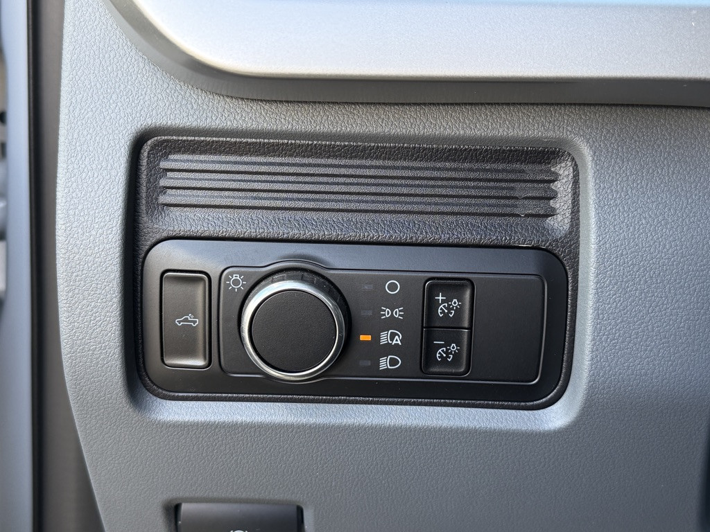 2024-Ford-F-550