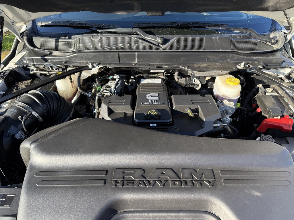 2023-Ram-3500