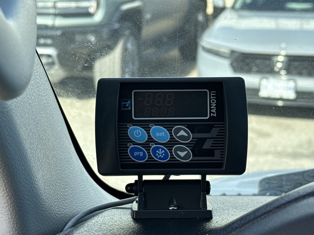2023-Ford-E-450 Econoline Super Duty
