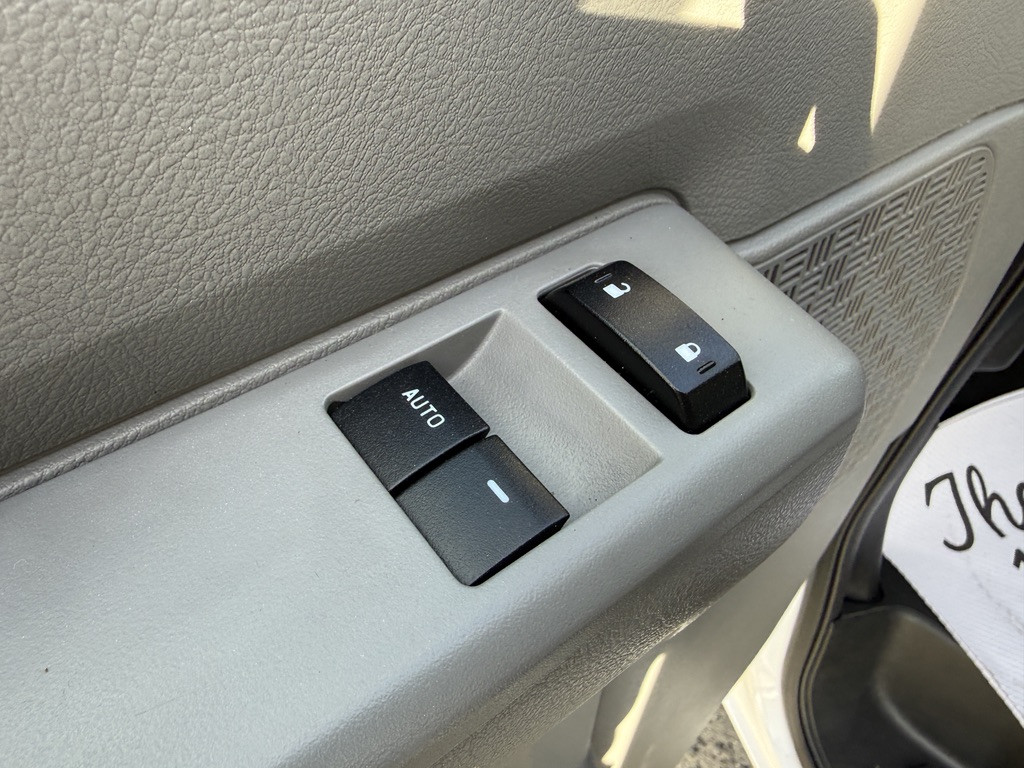 2023-Ford-E-450 Econoline Super Duty