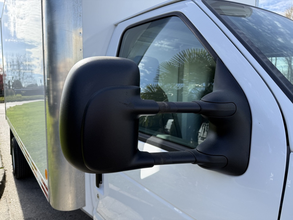 2023-Ford-E-450 Econoline Super Duty