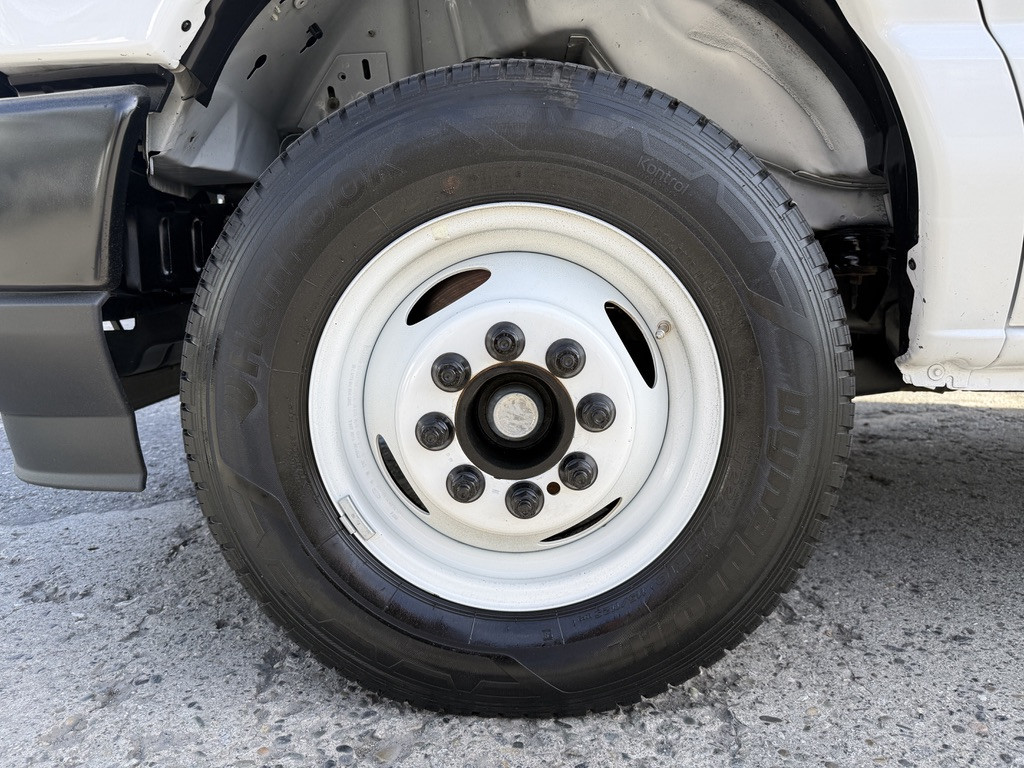 2023-Ford-E-450 Econoline Super Duty