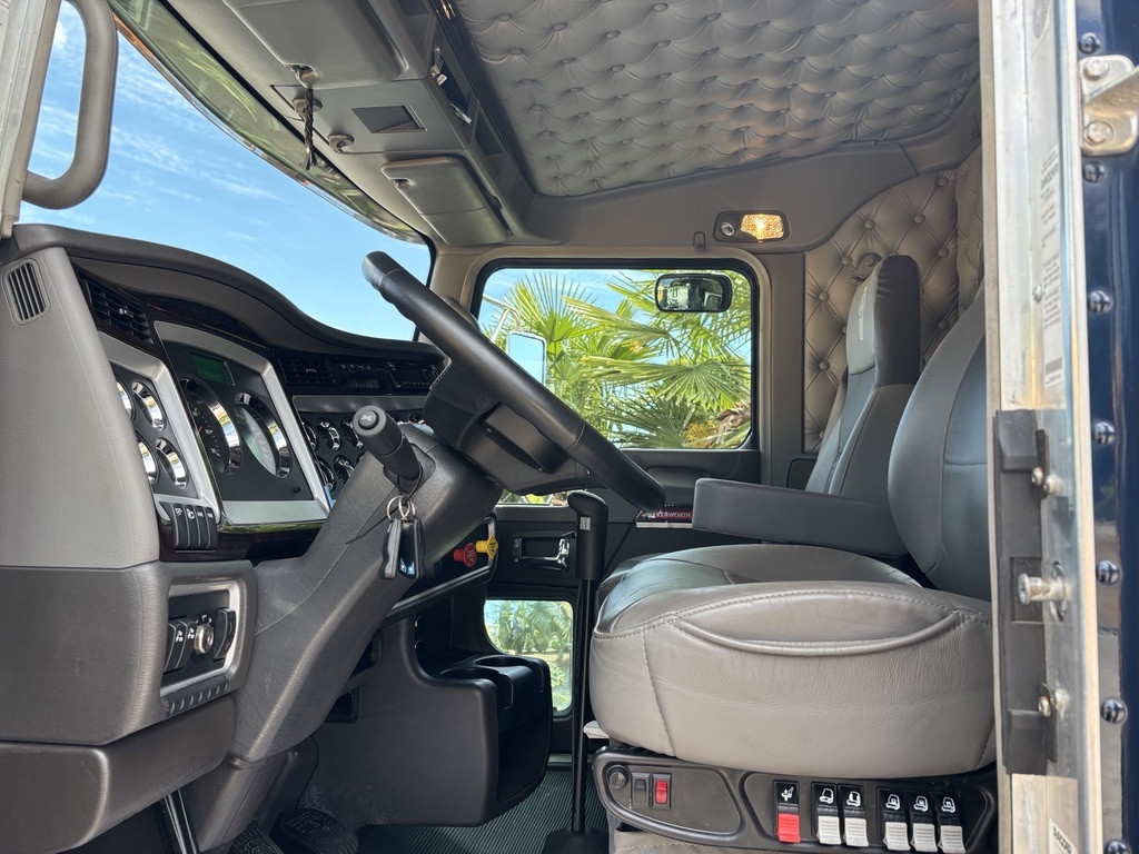2018-Kenworth-T800