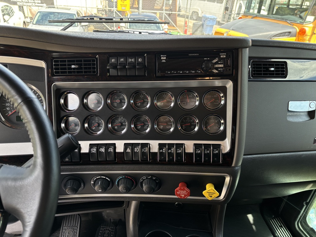 2018-Kenworth-T800