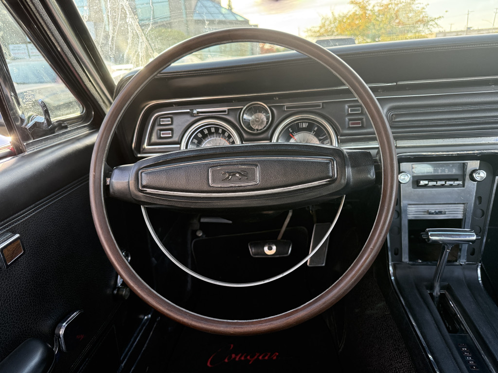 Richmond Used Car Dealer | New and Used Car For Sale | HuneyBae